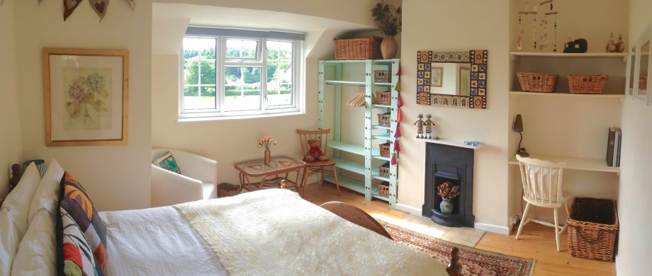 front double bedroom at The Pink House Lulworth holiday home sleeps 8