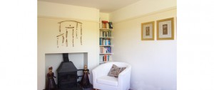 library-and-2nd-lounge-at-The-Pink-House-Lulworth